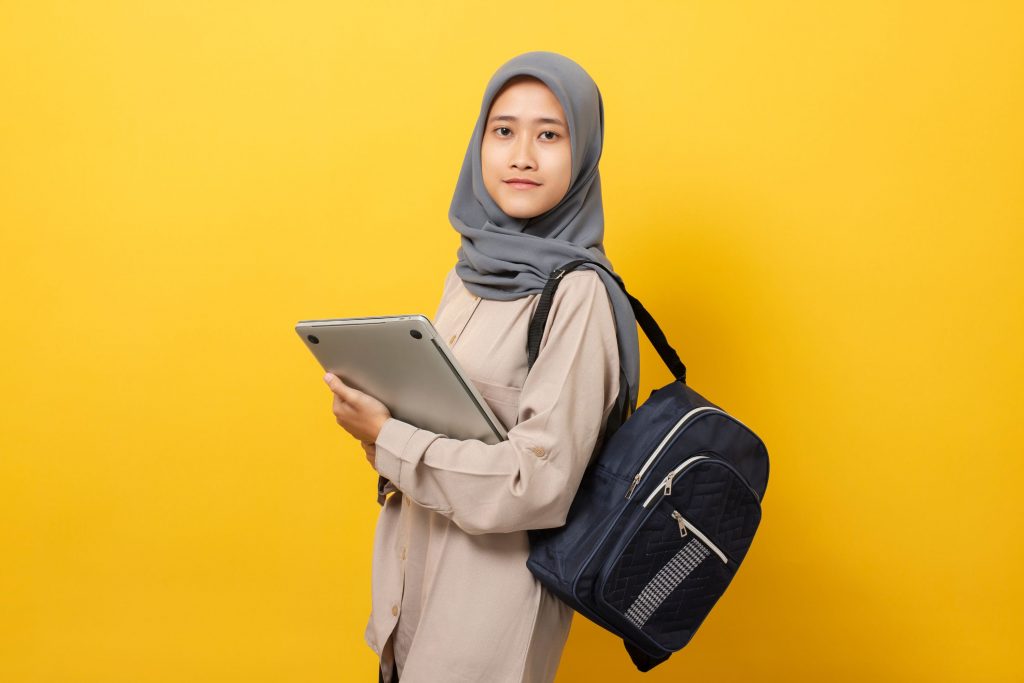 Belajar Membuat Curriculum Vitae Interaktif untuk Gen Z